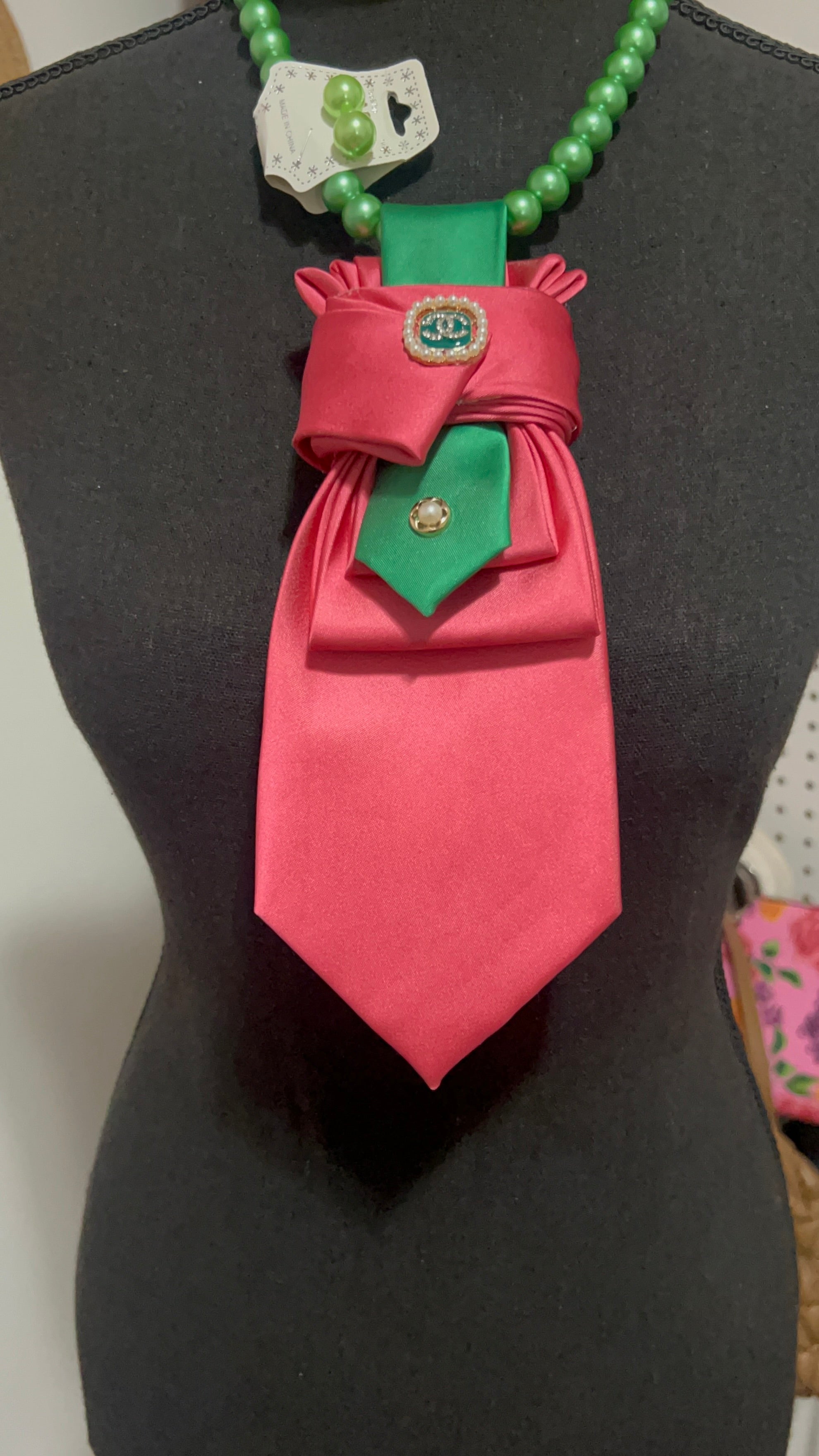 Pink AKA color tie Necklace